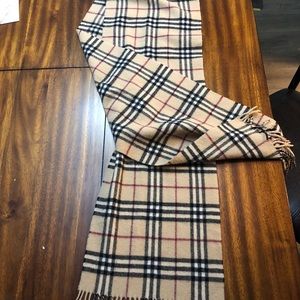 Burberry scarf